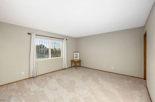 1458 Olympic Club Dr, Tucson AZ  85710-7250 exterior