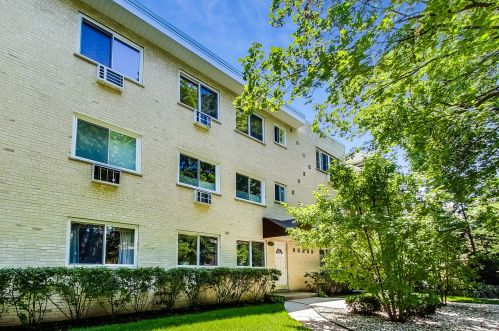 5425 Paulina St, Chicago, IL 60640-1111