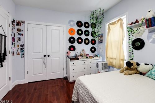 221 Myrtle Ave, Irvington NJ  07111-2657 exterior