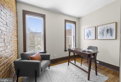 706 4th St, Washington DC  20003-4205 exterior