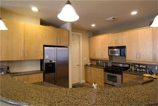 928 Knox St, Houston TX  77007-5120 exterior