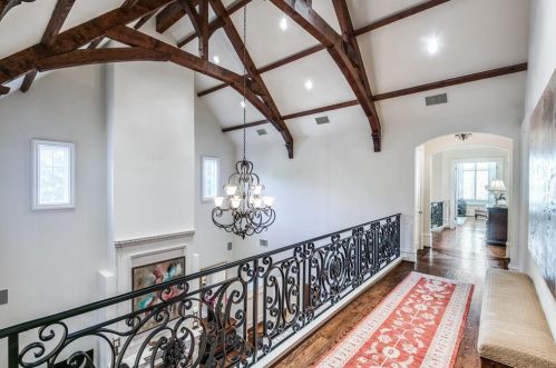 1 Bretton Woods Way, Dallas TX 75220-3808 exterior