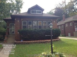 1707 100 Pl, Chicago IL  60643-2134 exterior