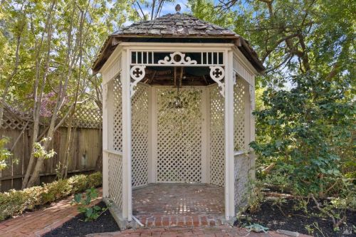 65 Bay Vis Dr, Mill Valley CA 94941-1622 exterior