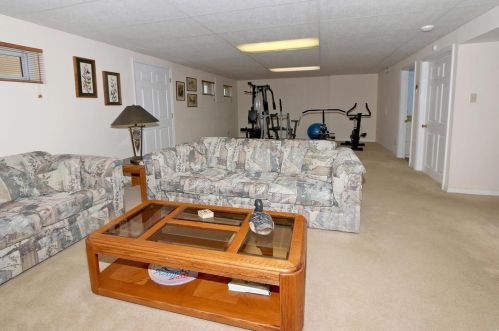 5124 Carriage Trace Dr, Saint Louis MO 63128-3150 exterior