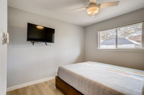 2403 Aldford Dr, Austin TX 78745-4822 exterior