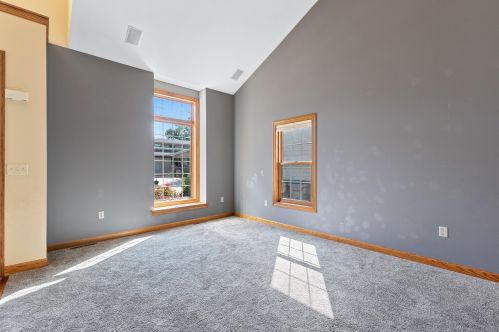 3811 Centennial Cir, Milwaukee WI  53221-5746 exterior