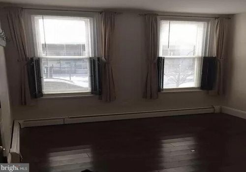 324 18 St, Philadelphia PA 19140-1014 exterior