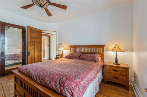 4439 Richmond St, Chicago IL 60622-4356 exterior