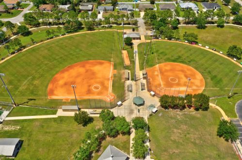 2885 Eagle Dr, Fort Pierce FL 34951-2374 exterior