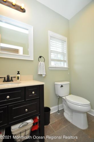 1532 Sommerell Ave, Lacey NJ 08731-3456 exterior