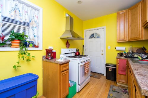 7625 Perry Ave, Chicago IL 60628-7320 exterior