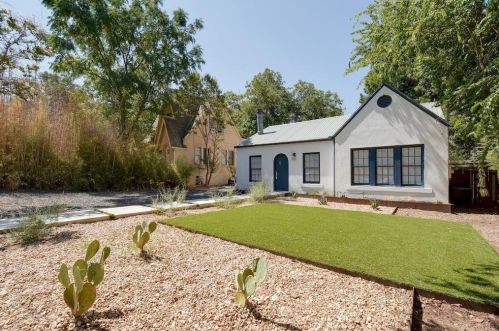 403 32nd St, Austin TX  78705-2407 exterior