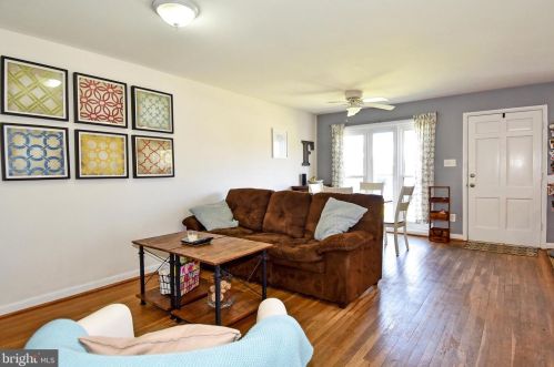 236 Jenkins St, Alexandria VA 22304-4907 exterior