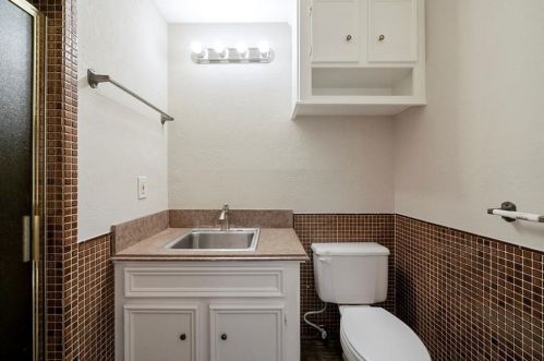 8102 Malardcrest Dr, Humble TX 77346-6127 exterior