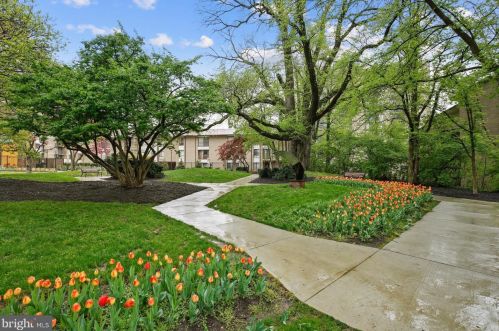 4216 Landgreen St, Rockville MD 20853-2731 exterior