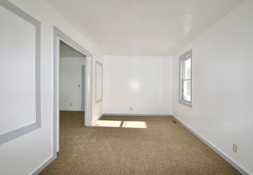 17 George St, West Springfield MA 01089-3414 exterior