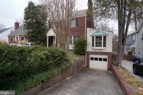 4439 17th St, Arlington, VA 22207-2363