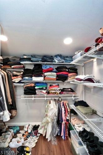 23 Laurel Ave, Maplewood NJ  07040-3547 exterior