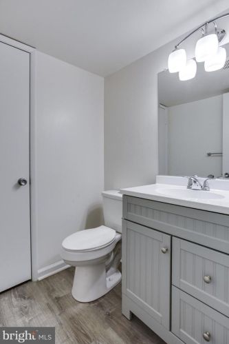 1811 Westwind Way, Mc Lean VA 22102-1611 exterior