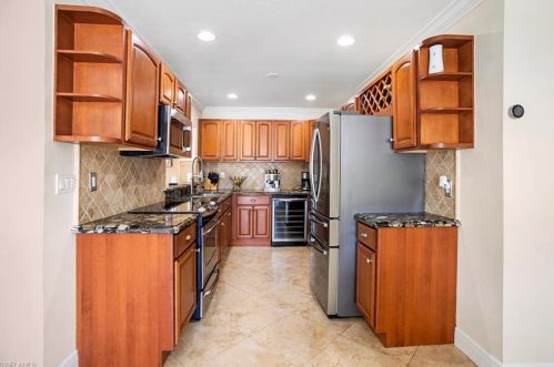 2022 44 Ter, Naples FL 34116-6441 exterior