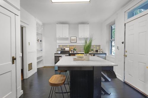 2921 Chippewa St, Saint Louis MO 63118-3720 exterior