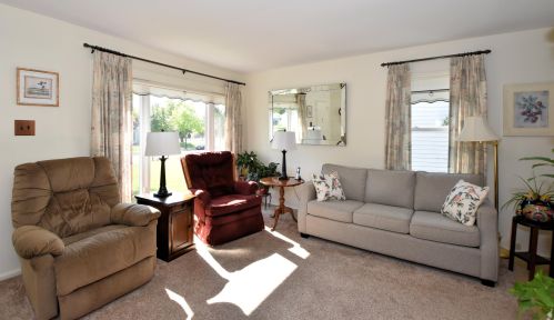 3045 67th St, Milwaukee, WI 53219-4102