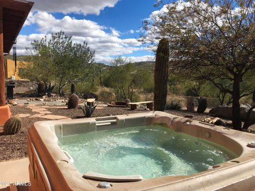 45231 18th St, Phoenix AZ 85022-4560 exterior