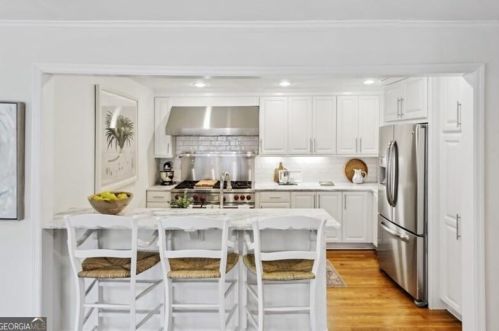 3000 Margaret Mitchell Dr, Atlanta GA  30327-1710 exterior