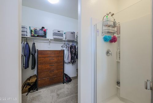 4022 81 Dr, Phoenix AZ 85043-1561 exterior