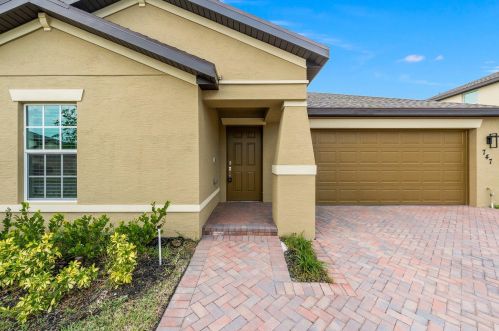 747 Worlington Ln, Fort Pierce, FL 34947-1349