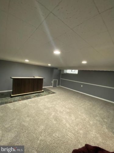 1029 Hartel Ave, Philadelphia PA 19111-3203 exterior