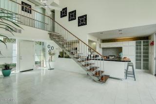 1689 Maryland Ave, Phoenix AZ  85016-1437 exterior