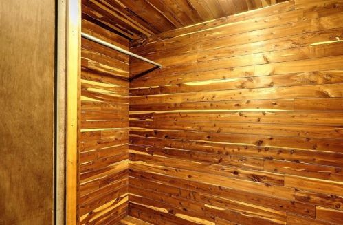 136 9th St, Providence RI 02906-2931 exterior