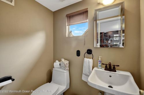 21 Georgian Bay Dr, Morganville NJ exterior