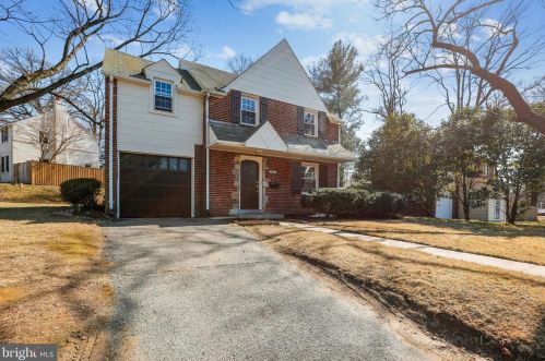 9609 Hastings Dr, Silver Spring MD 20901-3198 exterior