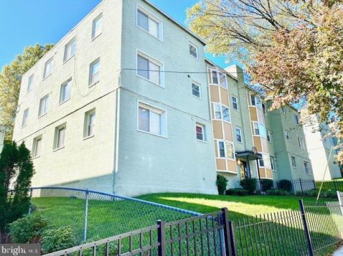 2841 Gainesville St, Washington DC  20020-2658 exterior