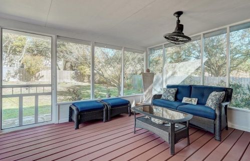 6408 Convict Hill Rd, Austin TX 78749-2348 exterior