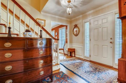 3019 Farmington Dr, Atlanta GA  30339-4704 exterior