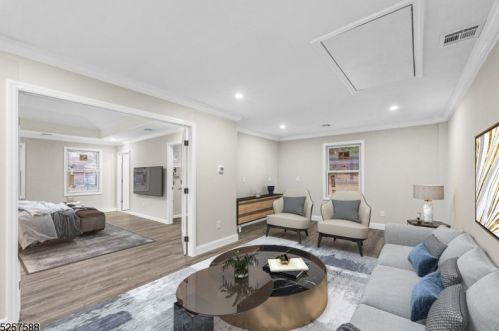 114 Woodlawn Ave, Bridgewater NJ 08807-2031 exterior