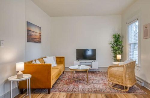 2530 Superior St, Milwaukee WI  53207-1931 exterior