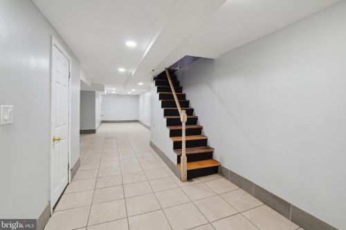 872 66 St, Philadelphia PA 19151-3023 exterior