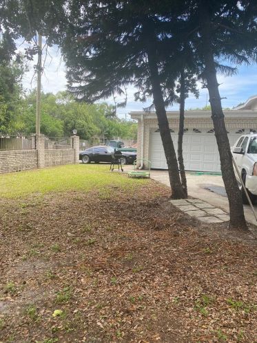 915 Chilkoot Ave, Tampa, FL 33612-5814