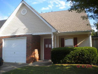 155 Lakeside Cir, Porterdale, GA 30016-8847