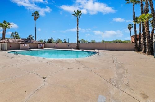 80 Dawes St, Perris CA 92571-3148 exterior