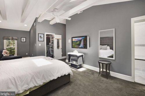 9 Bethayres Ct, Rockville MD 20855-2020 exterior