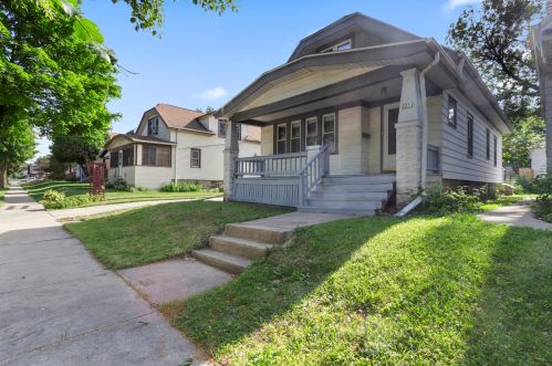 2211 69, Milwaukee WI 53219-2906 exterior