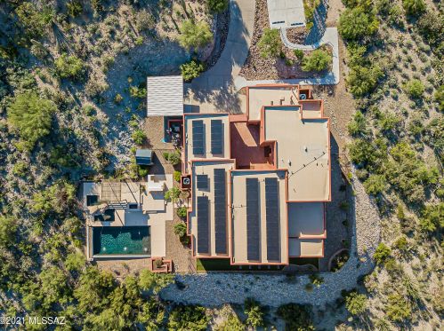 321 Corte Tortuga Vis, Tucson AZ  85745-1792 exterior