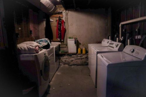 68 5 Ave, Woonsocket RI 02895-5019 exterior