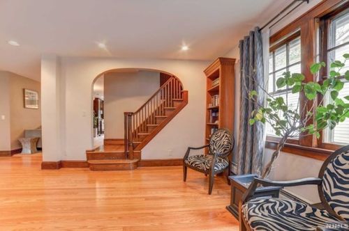 1286 Pennington Rd, Teaneck, NJ 07666-2802